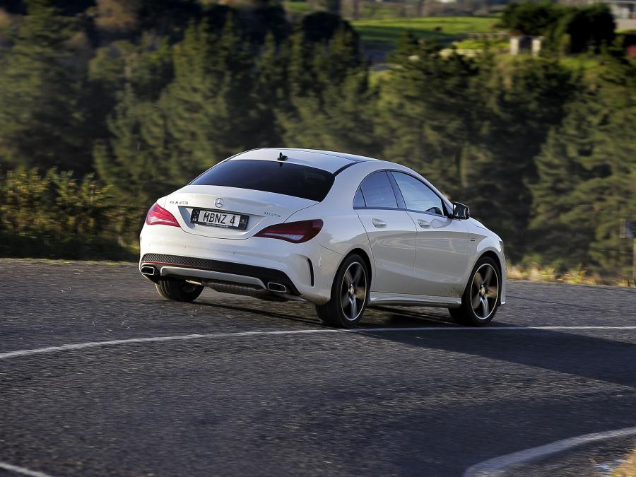  Mercedes-Benz CLA250 Sport 4Matic 2014 года  (AU) (фото 9 из 11)